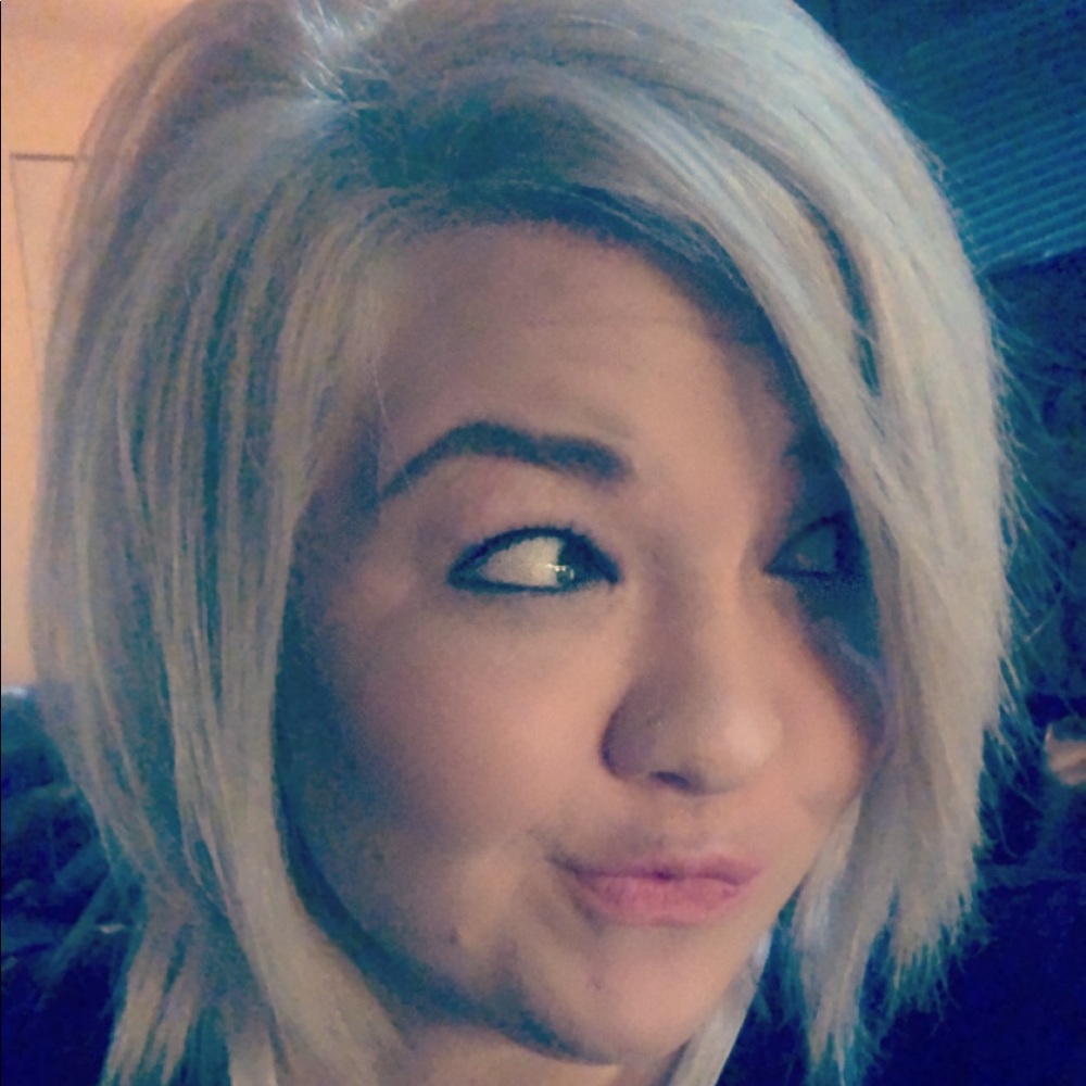 Meet your Posher, Samantha